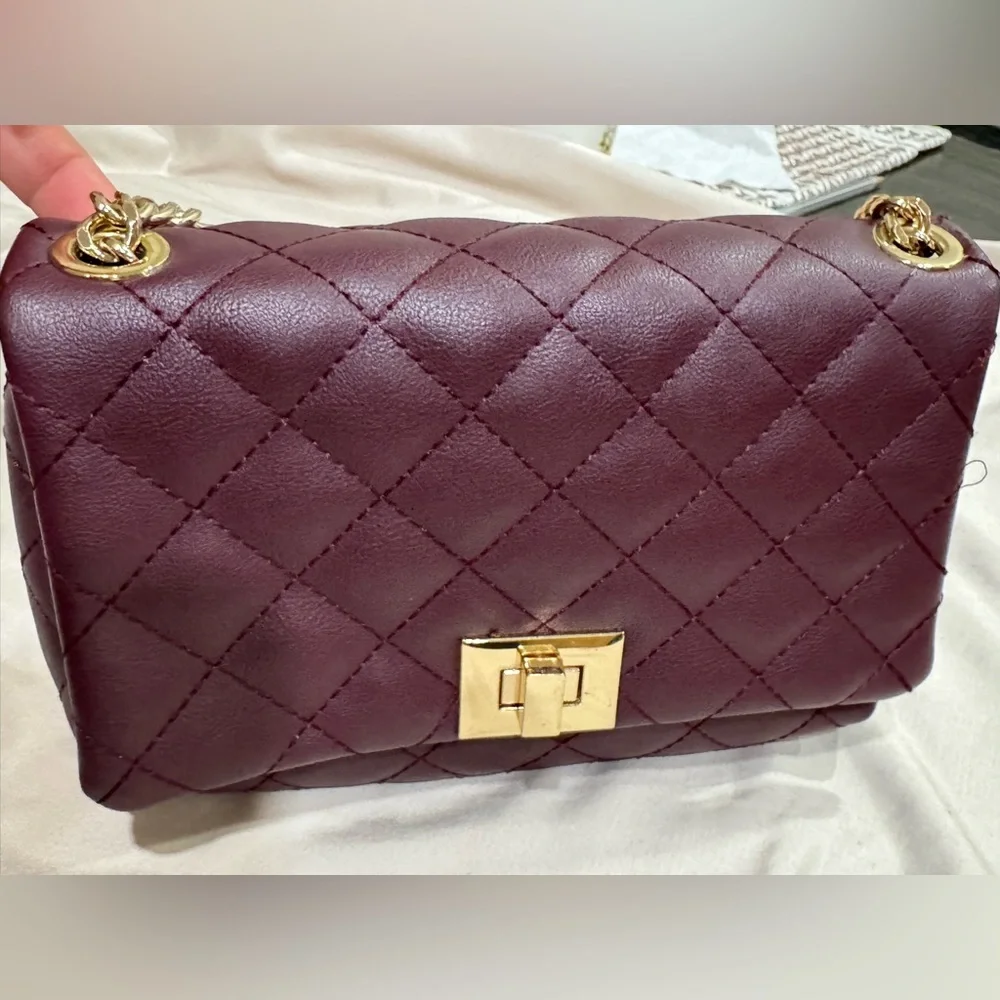 INC International Concepts Quilted Burgundy Crossbody with Gold Chain - Picture 4 of 10